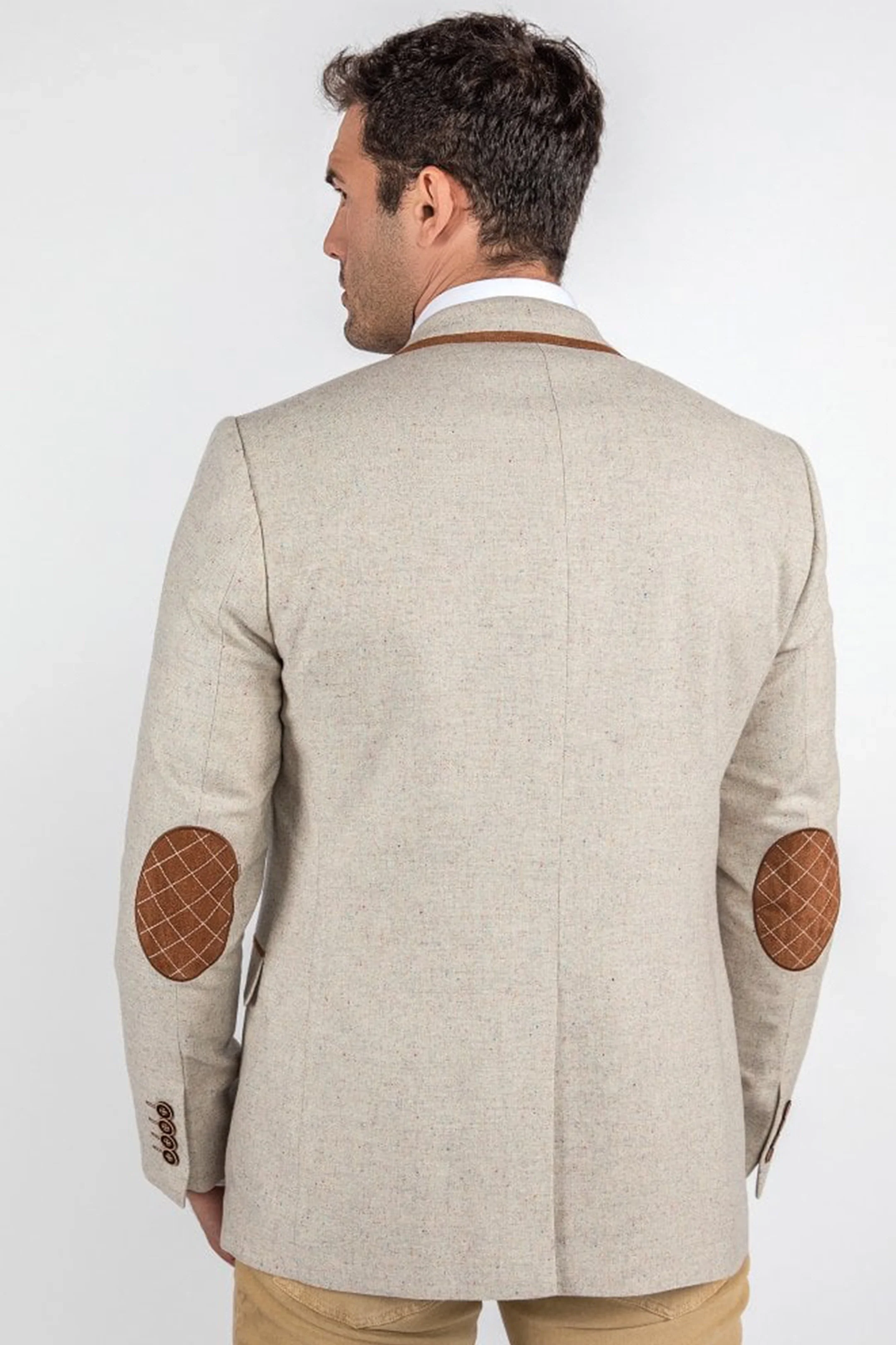 Claudio Lugli Tailored Beige Jacket with Waistcoat - Image 3